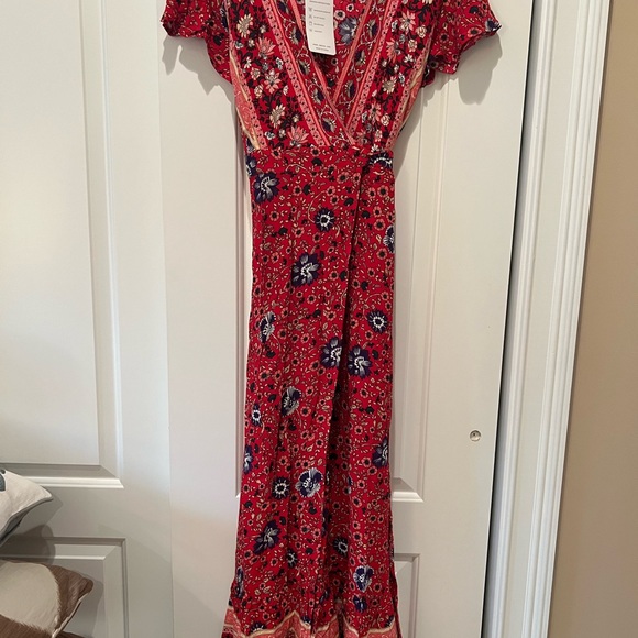 Zesica Wrap Style Boho Floral Red Dress NWT - Picture 4 of 10
